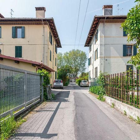 Prato Della Valle Roomy Flat Padova Exterior photo
